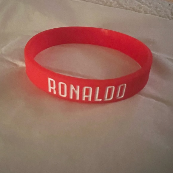 Cristiano Ronaldo soccer bracelet - Picture 1 of 4